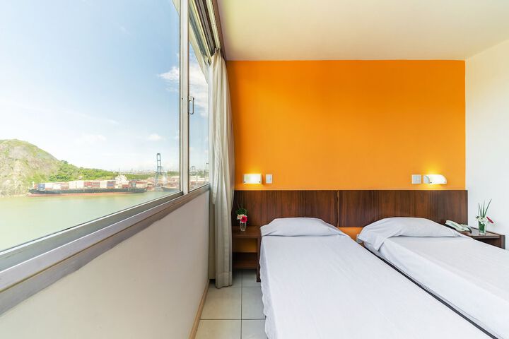 Room 9 of 52