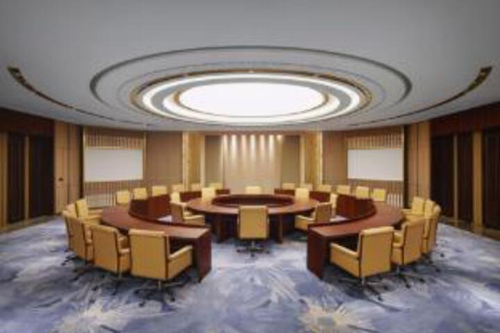 Room 10 of 23