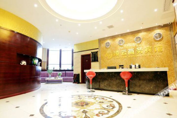 Hotel Interior 10 of 32
