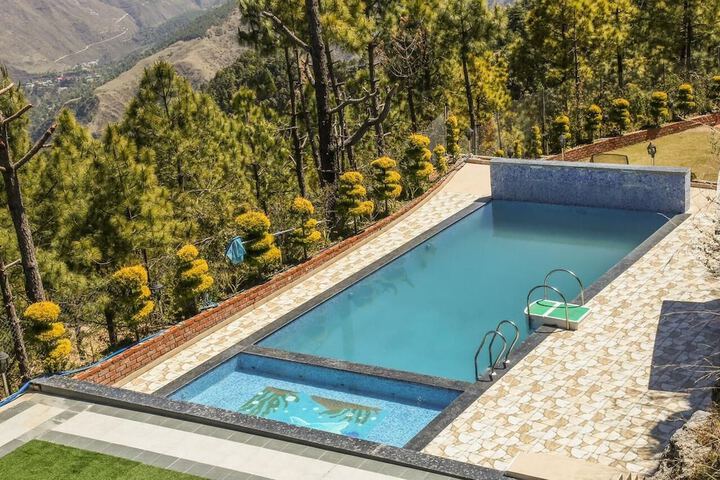 Pool 7 of 27