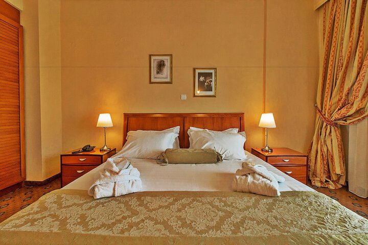 Room 17 of 62