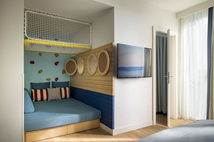 Children's theme room