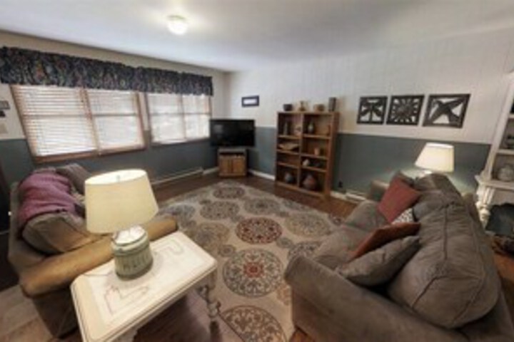 Room 13 of 24