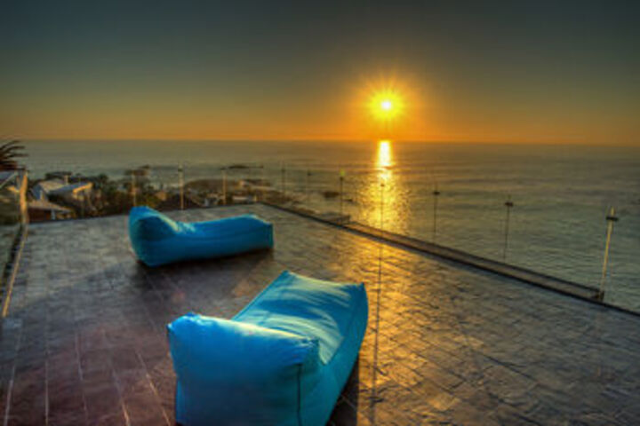 Sundeck 67 of 74