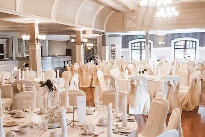 Indoor wedding