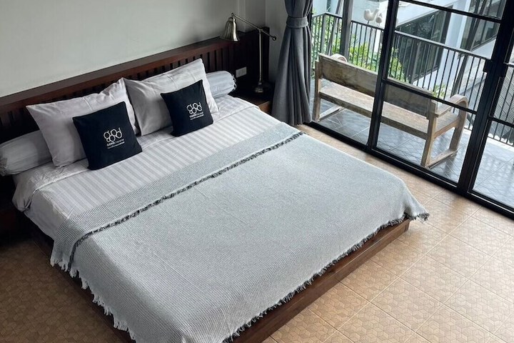 Room 45 of 94