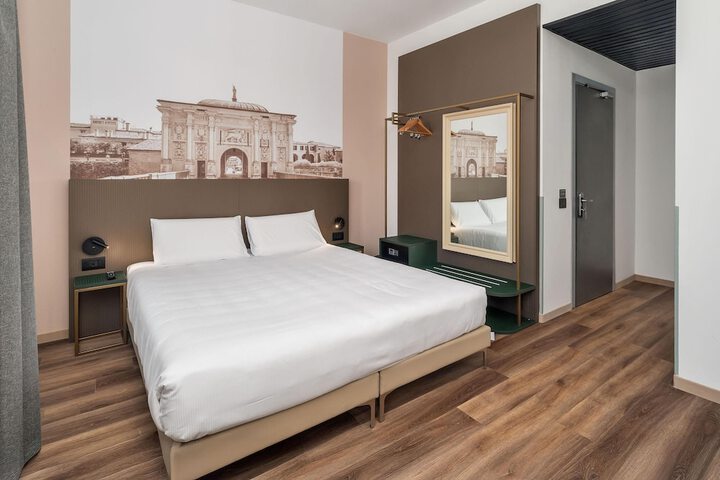 Room 21 of 54