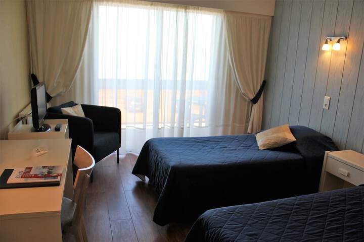 Room 36 of 85