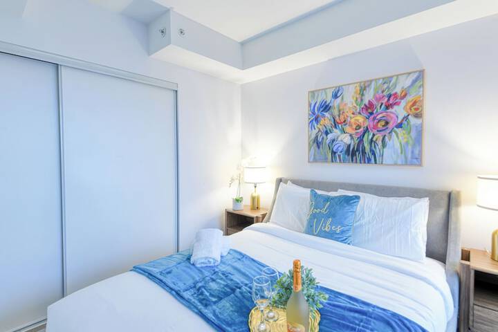 Room 369 of 652