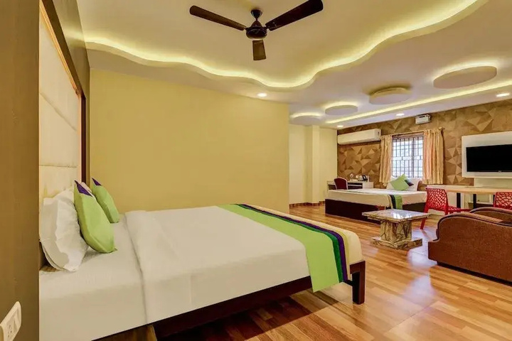 Room 3 of 21