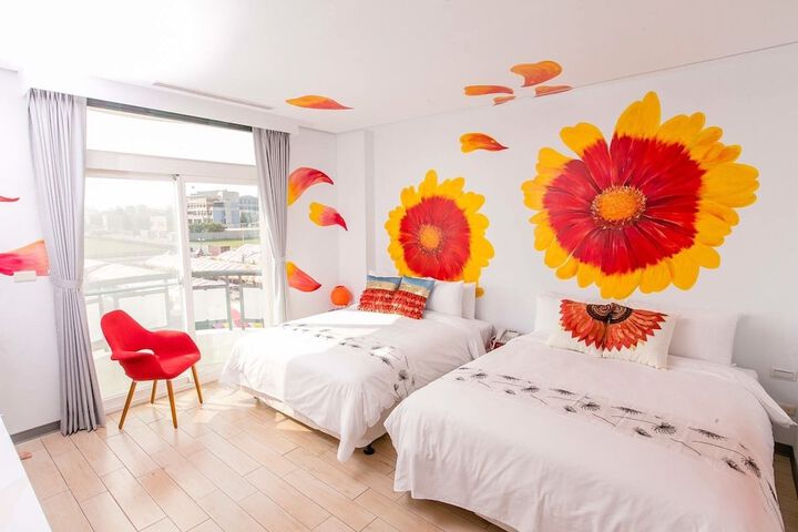 Room 15 of 55