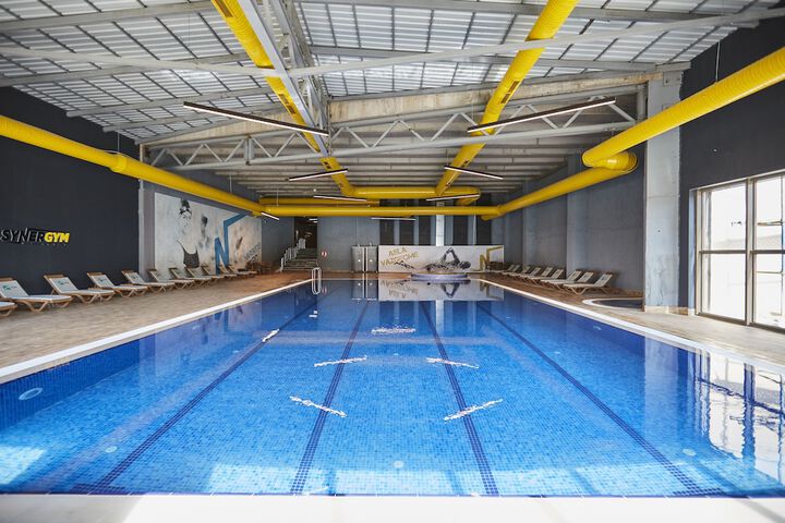 Pools & Facilities