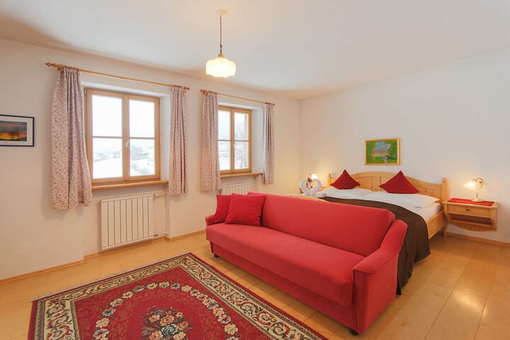 Room 8 of 69