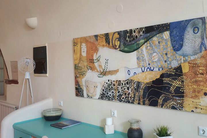 Room 26 of 53