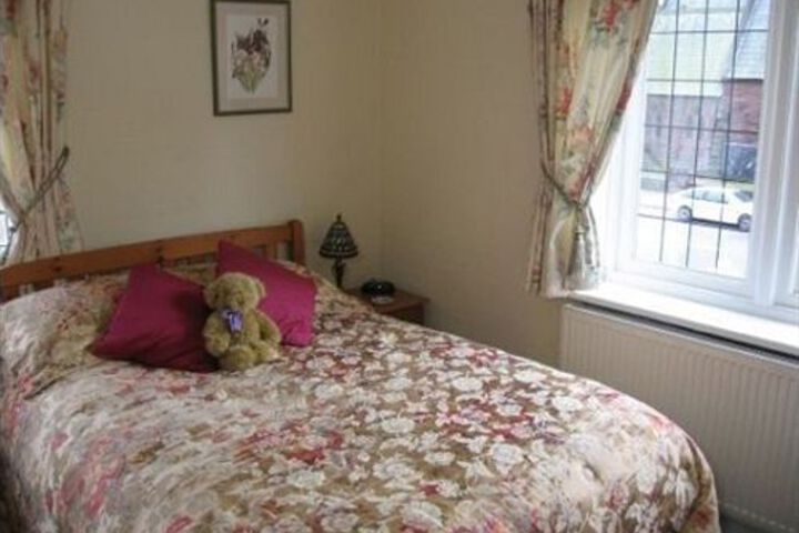 Room 6 of 15