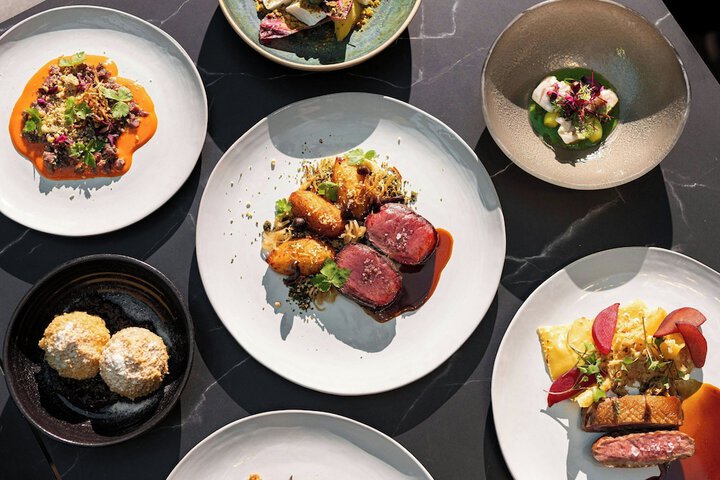 Dining 116 of 157