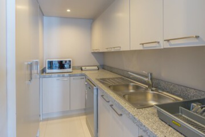 Room 15 of 22
