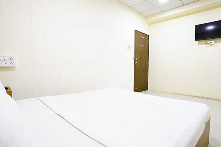 Room 16 of 21