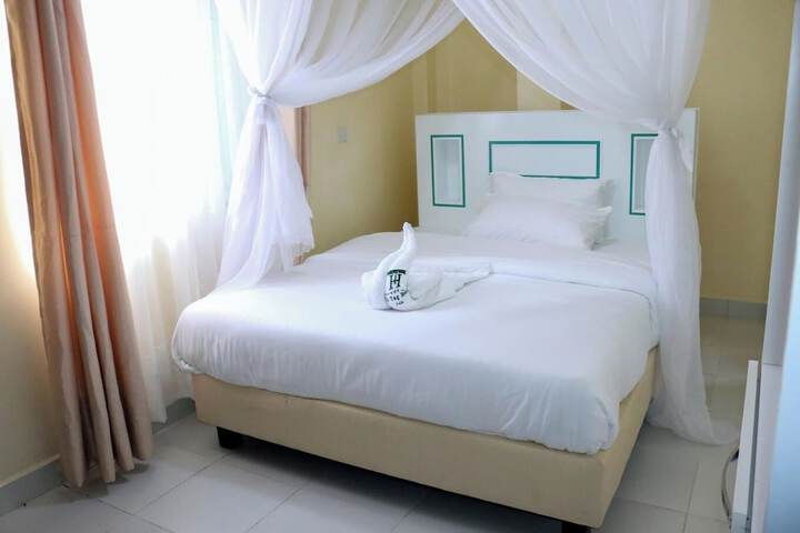 Room 10 of 24