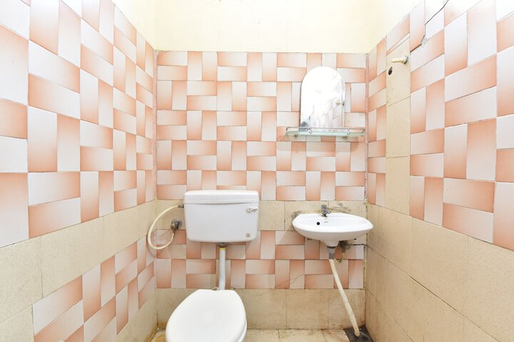 Room 14 of 17