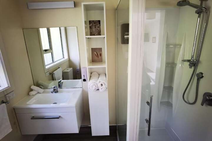 Room 26 of 34