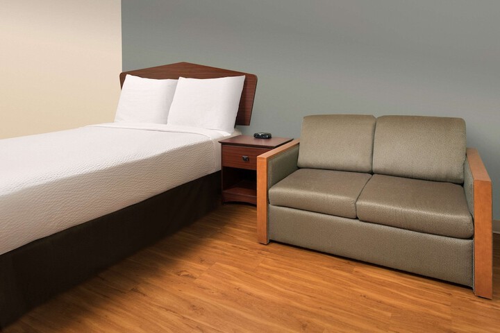 1 Double Bed (1 of 12)