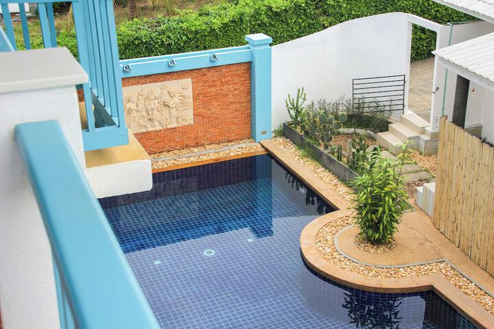 Hotel 152 of 160