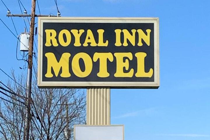 Photo of Royal Inn Motel-Charlottesville