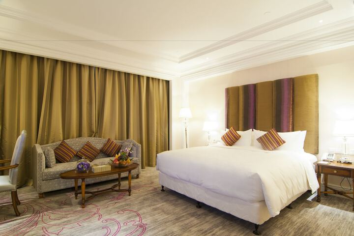 Room 14 of 125