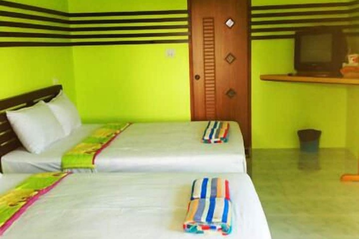Room 14 of 35