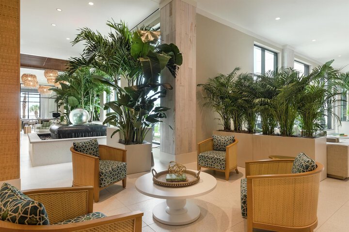 Hotel Interior 4 of 128