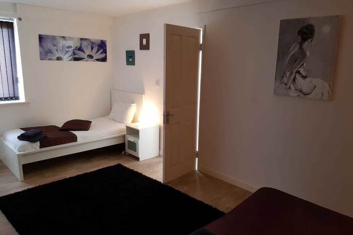 Room 9 of 15