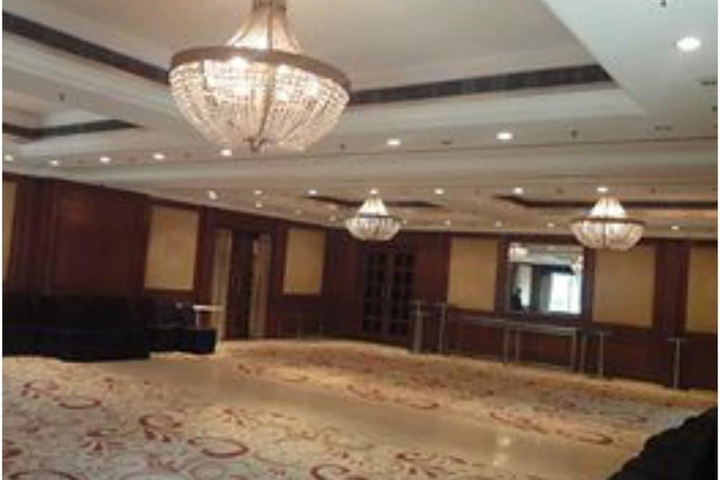 Ballroom/Hall 69 of 78