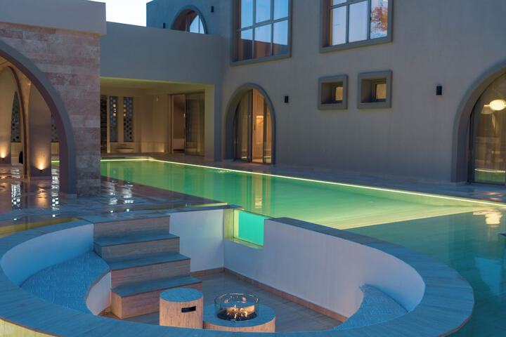 Pool 105 of 312