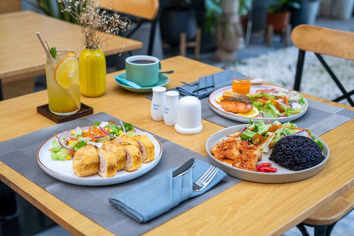 Breakfast/Coffee Service 74 of 85