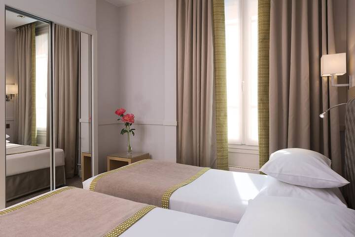 Room 14 of 47