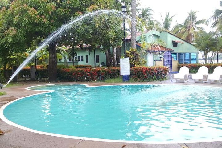 Pool 22 of 58