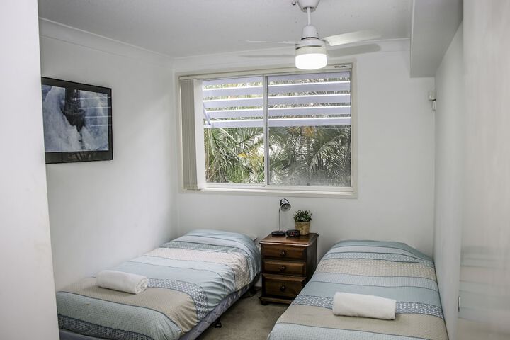 Room 12 of 50