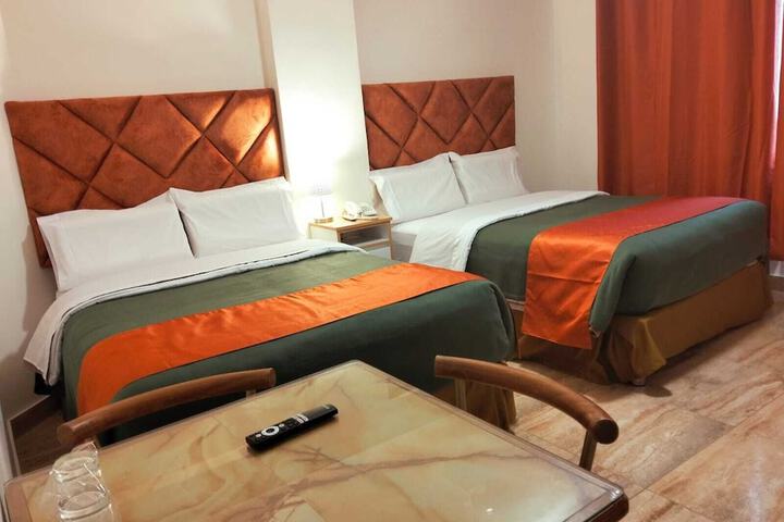 Room 50 of 284