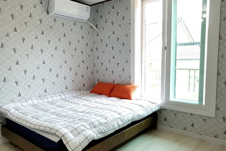 Room 30 of 150