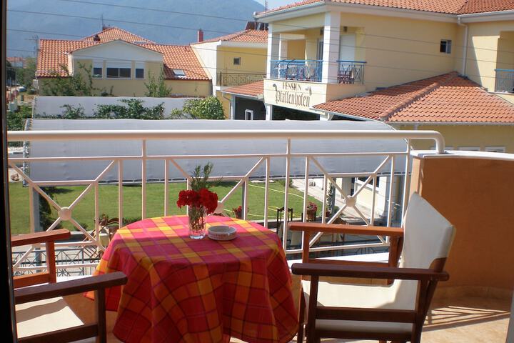 Terrace/Patio 9 of 58