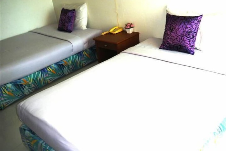 Room 14 of 31