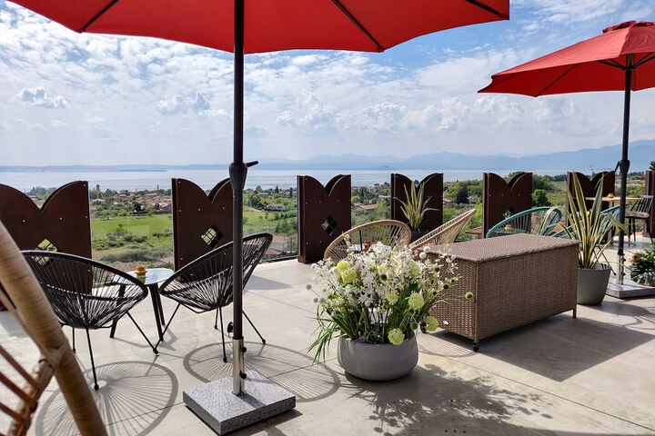 Terrace/Patio 12 of 49