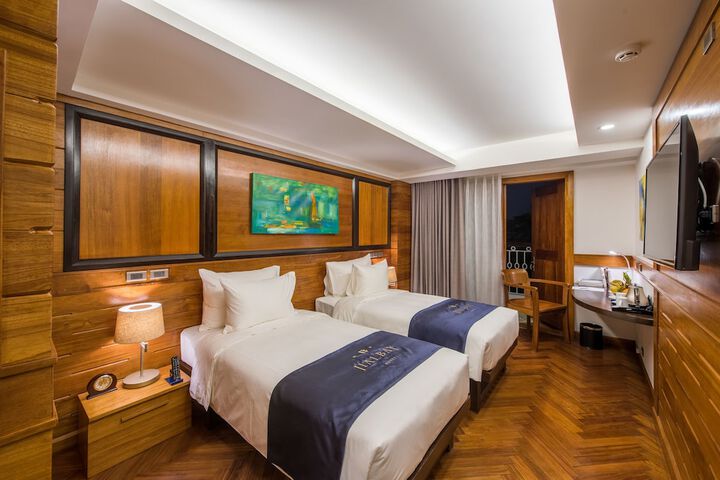 Room 14 of 91