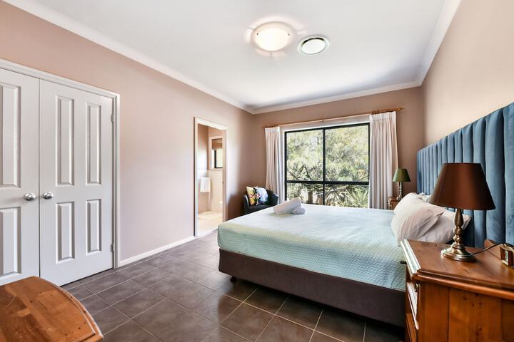 Room 3 of 26
