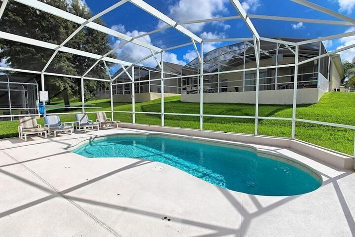 Pool 9 of 19