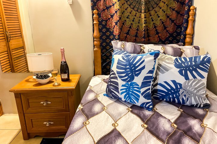 Room 4 of 19