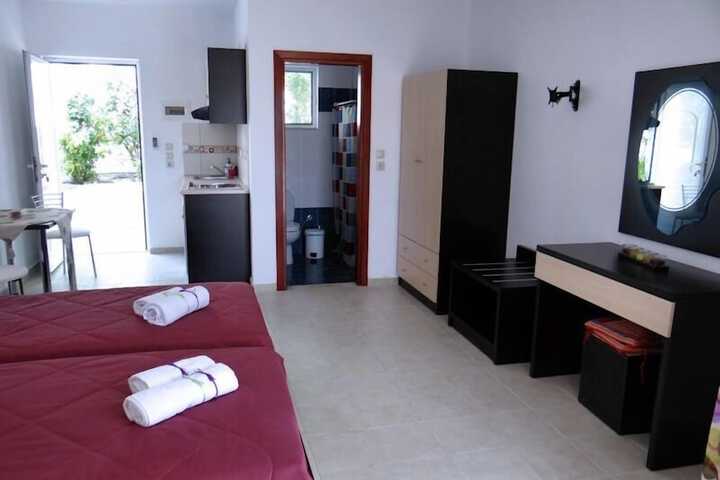 Room 53 of 78
