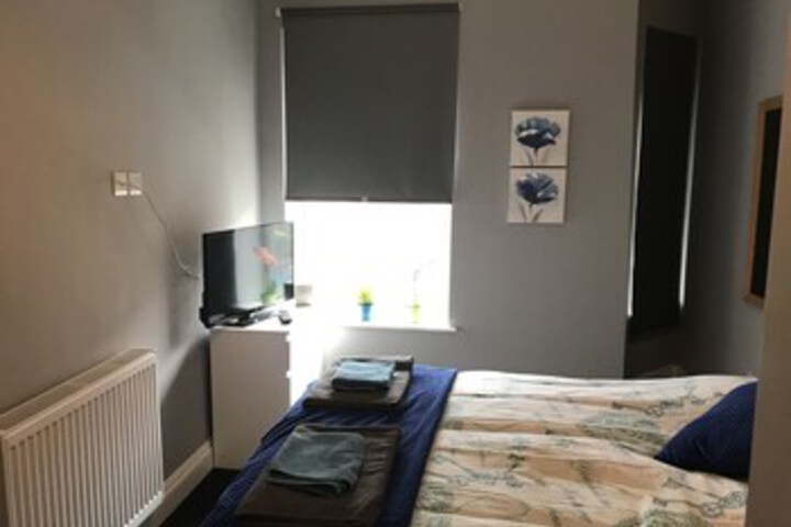 Room 30 of 40