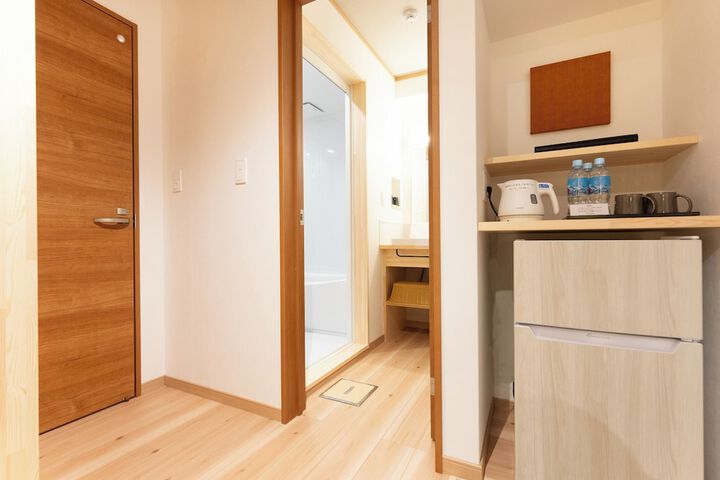 Room 35 of 91